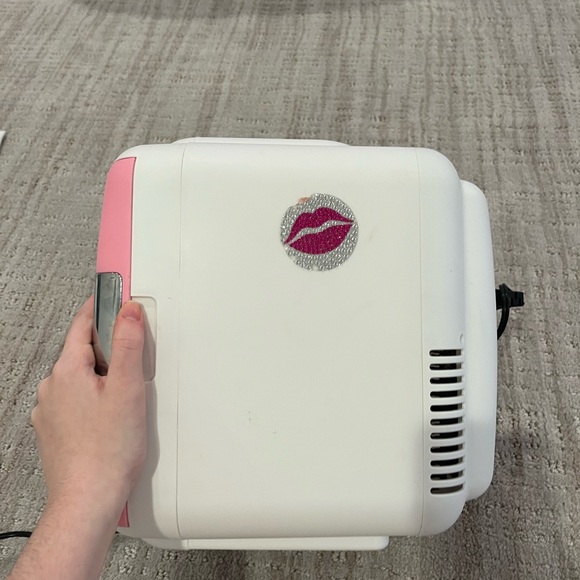 Cooluli mini fridge - Picture 2 of 4